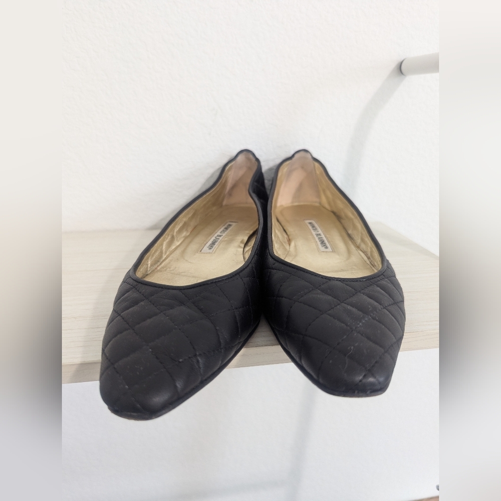 Manolo Blahnik Giungla Black Quilted Leather Flats - Picture 5 of 9